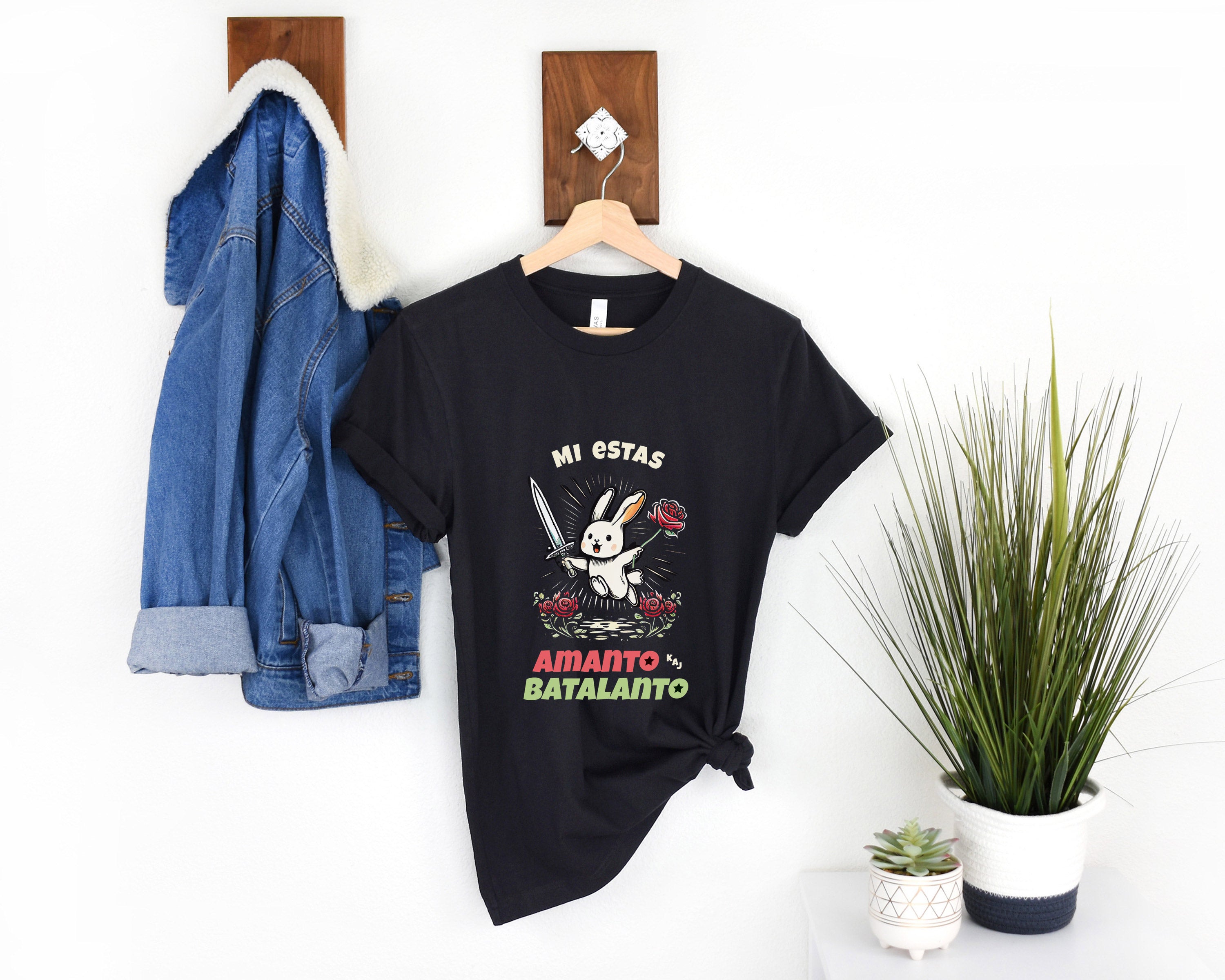 Amanto kaj Batalanto Esperanto T-shirt