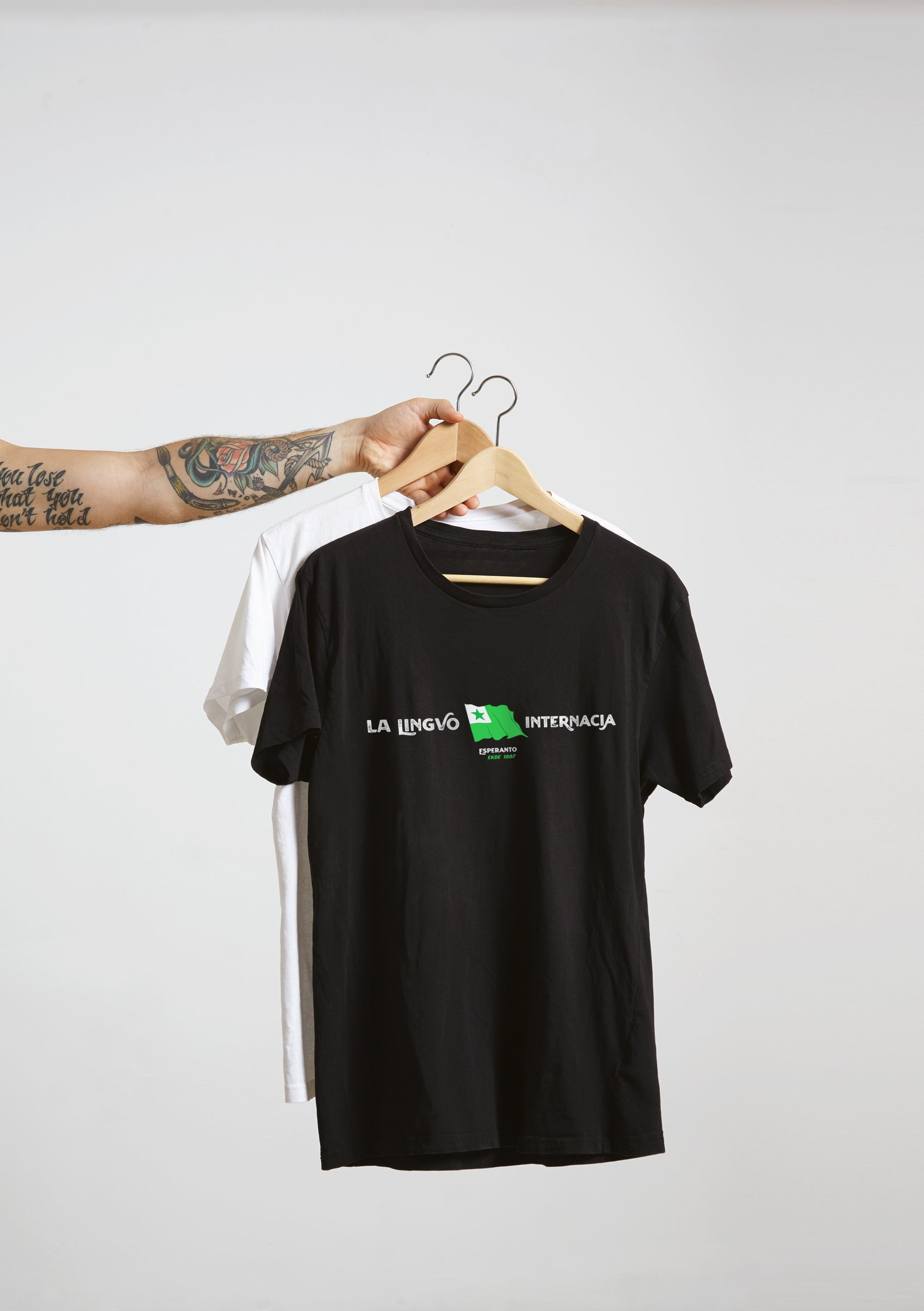 La Lingvo Internacia Esperanto Flago Unisex T-Shirt